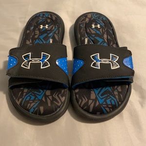 Under Armour boys slides